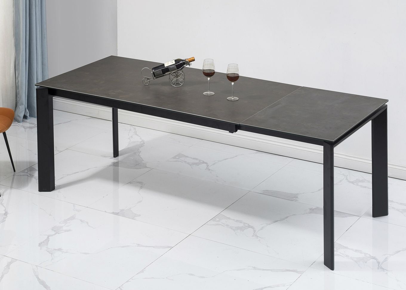 Удлиняющийся обеденный стол Tische 160-220x90 cm увеличить