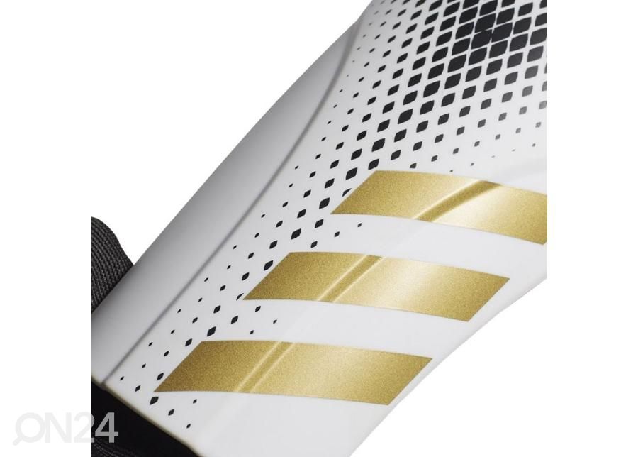Футбольные щитки Adidas Predator SG Match FS0341 увеличить