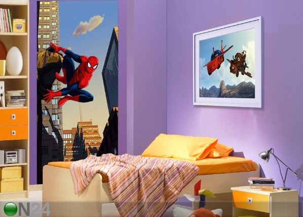 Флизелиновые фотообои Spiderman and the city 90x202 см