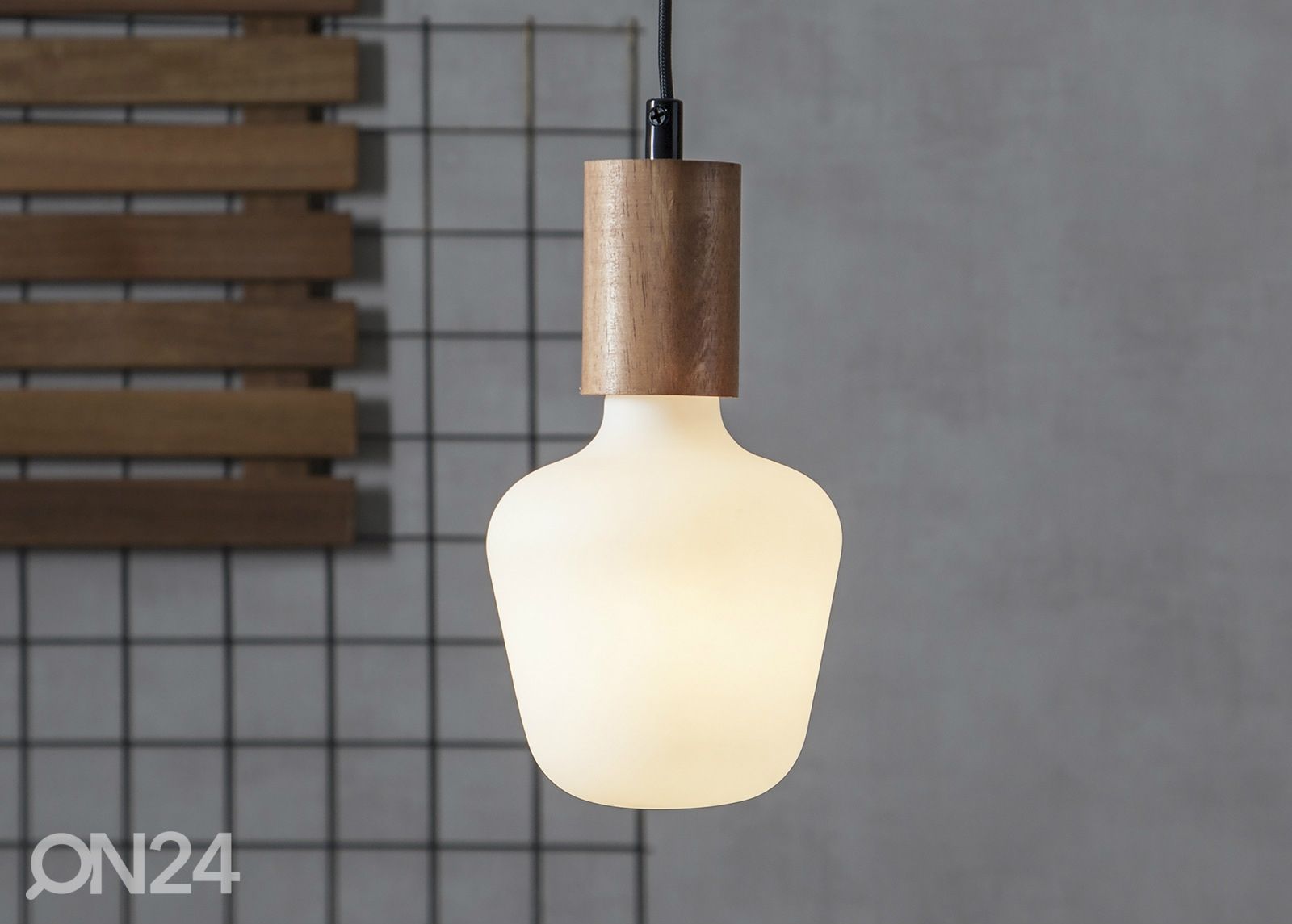 Декоративная LED лампочка с цоколем E27, 5,6 Вт увеличить