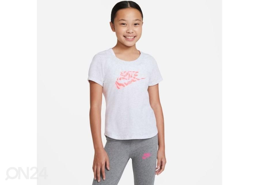 Детская футболка Nike Sportswear увеличить