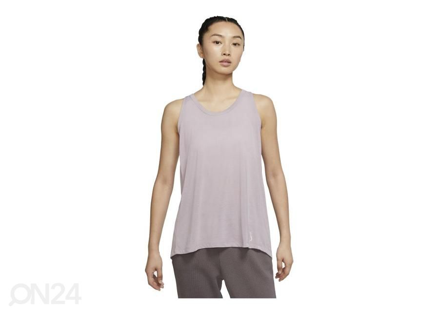 Женская спортивная футболка Nike Yoga Dri-FIT увеличить