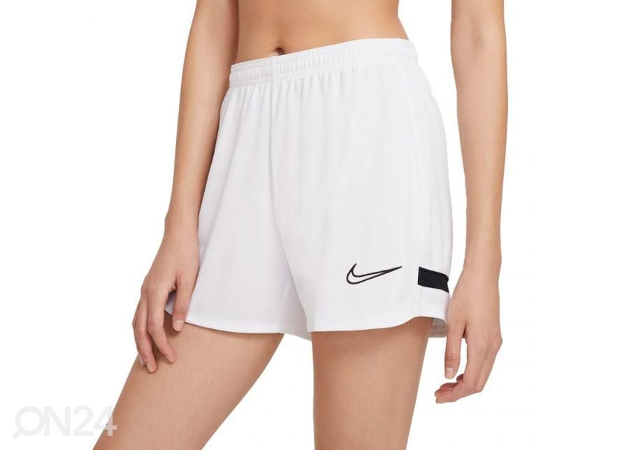 Женские шорты Nike Dri-FIT Academy увеличить