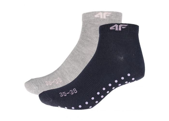 Комплект женских спортивных носков 4F увеличить