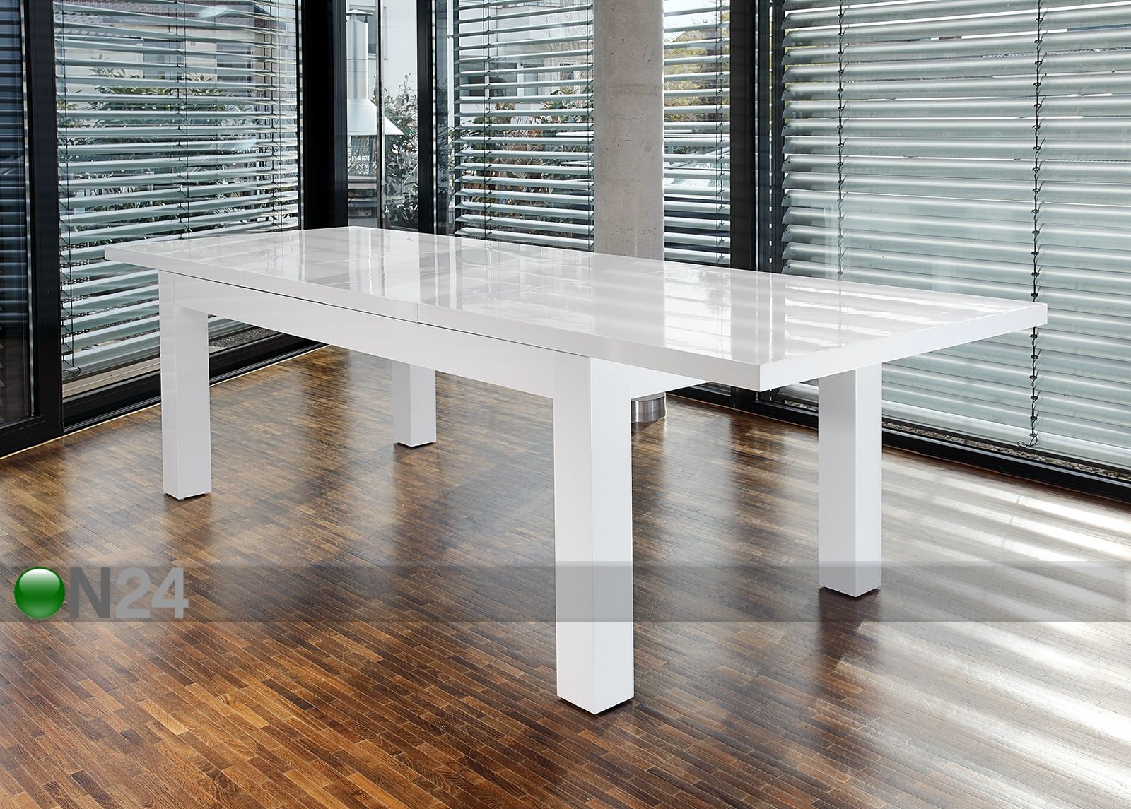 Удлиняющийся обеденный стол 180-260x90 cm увеличить